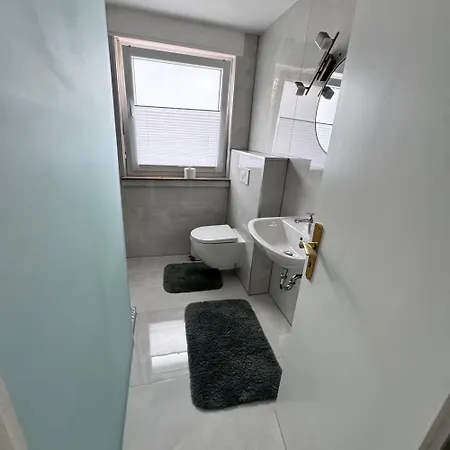 Апартаменты Four 6 Gaeste, Kein Feiern Oder Partys *